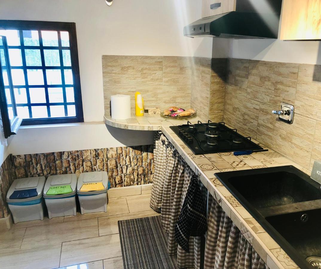 شقة Little House Fiera Di Roma بونتي جاليريا المظهر الخارجي الصورة