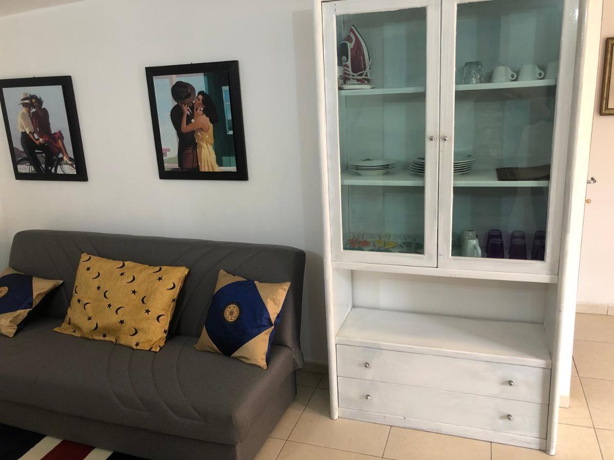 شقة Little House Fiera Di Roma بونتي جاليريا المظهر الخارجي الصورة